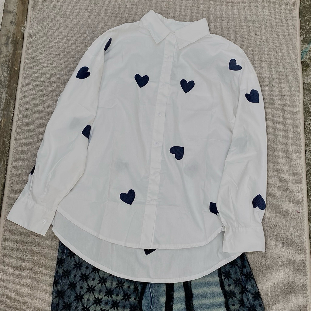 Rosesha Dealova Shirt Poplin Motif Love Bordir Kemeja Wanita Atasan Wanita