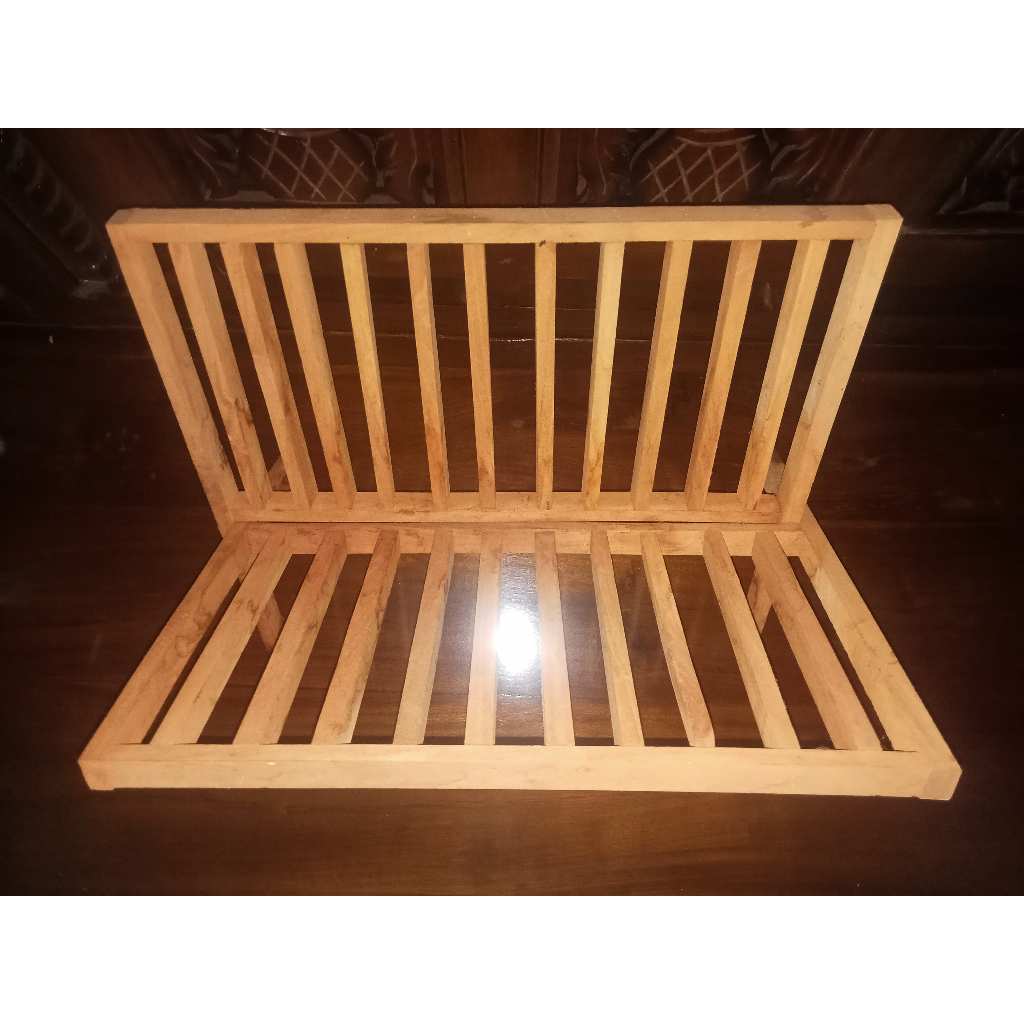 RAK PIRING KAYU | RAK PIRING ESTETIK | RAK PIRING KAYU MINIMALIS
