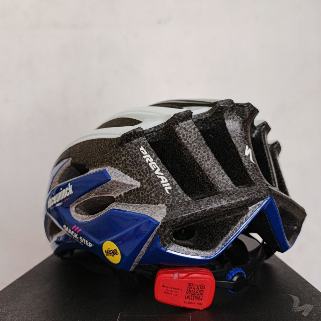 Helm Specialized S Works Prevail II Vent Deceuninck Quick Step Edition MIPS SL ANGi size M Road Bike