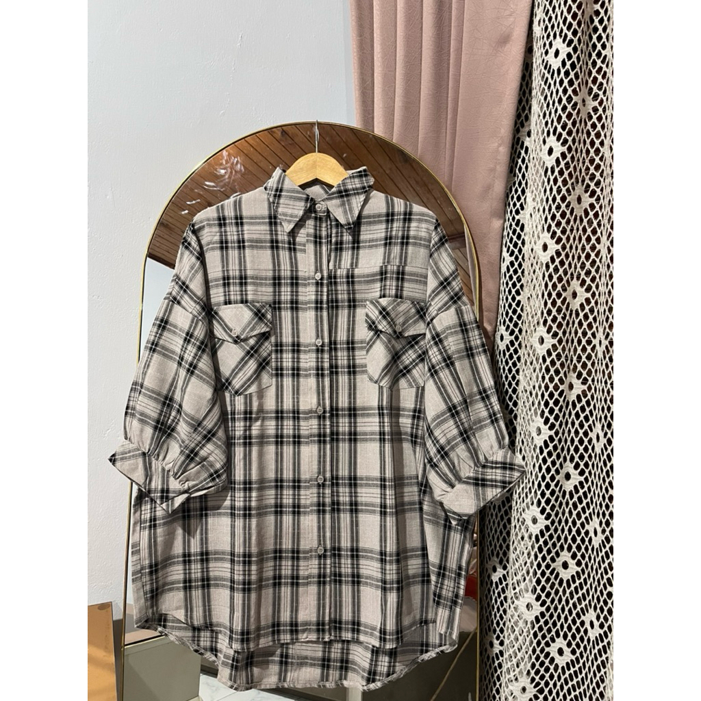 Preloved kemeja INGNI kotak2 oversize (New)