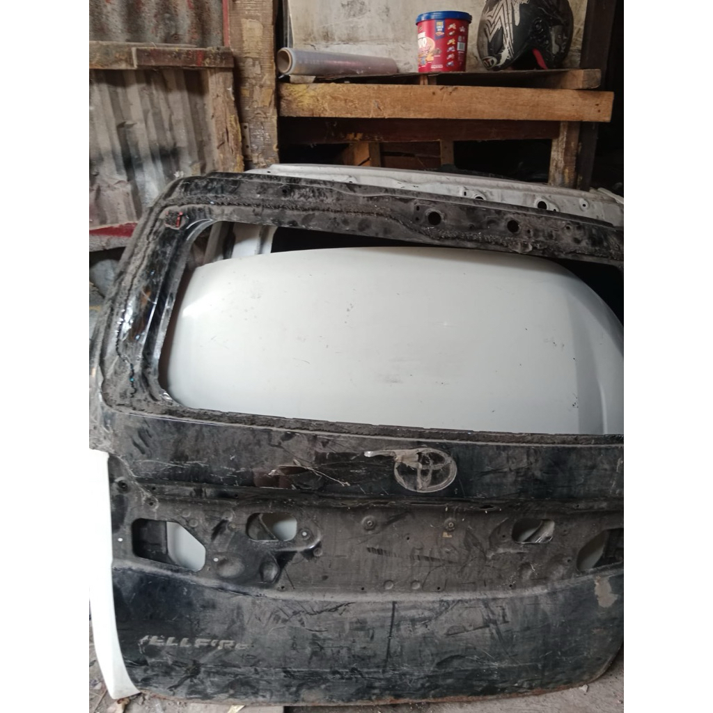 pintu bagasi toyota alphard 2005-2007