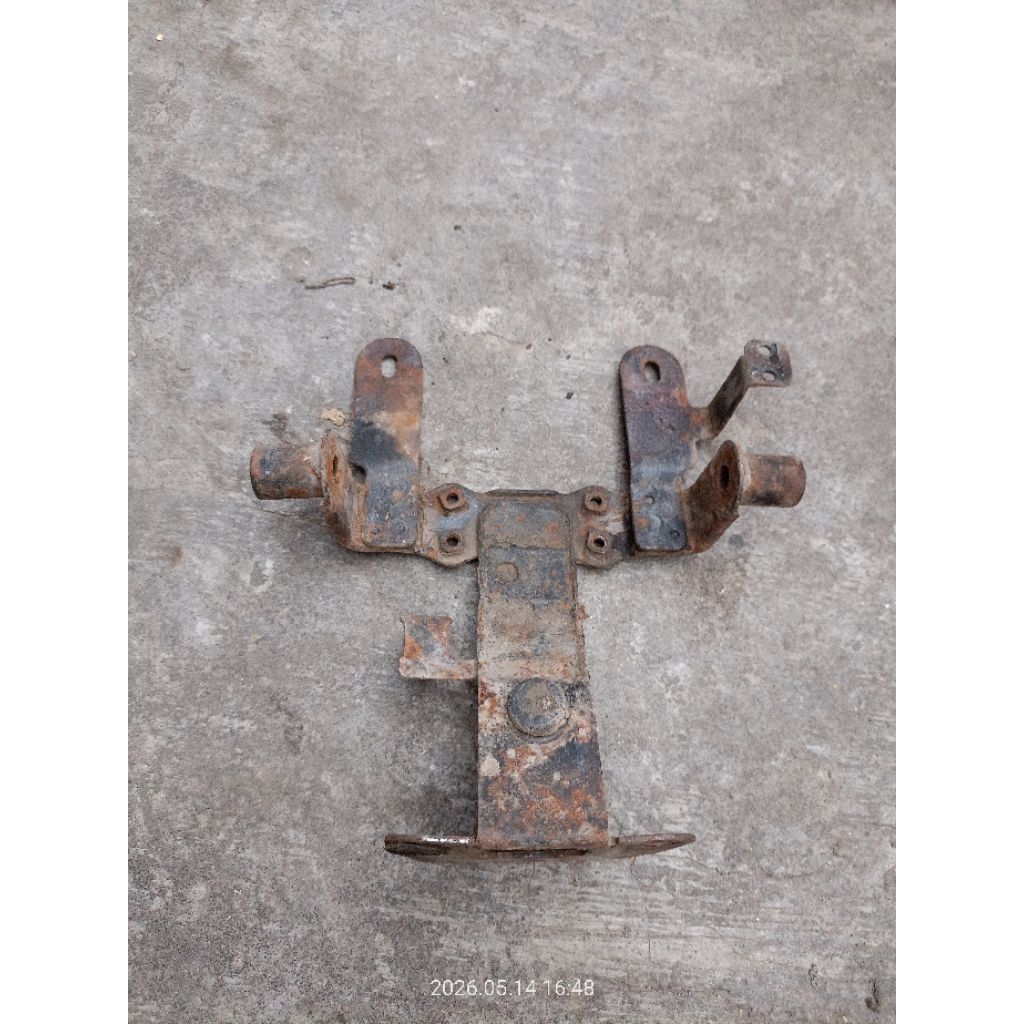 Breket Lampu Stopan RC80 RC100 BRAVO ORI BEKAS