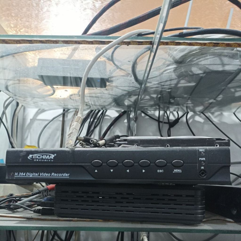 MESIN ALAT CCTV DVR 4 CHANNEL H 264 TECHMA PRELOVED