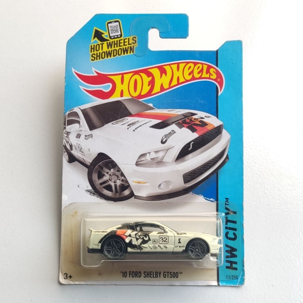 Hot Wheels 10 Ford Shelby GT500 White - HW CITY
