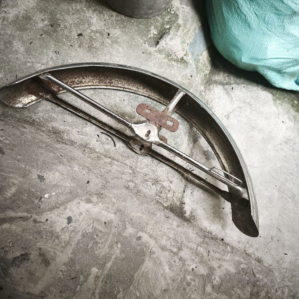 spakbor depan Suzuki a100 copotan motor