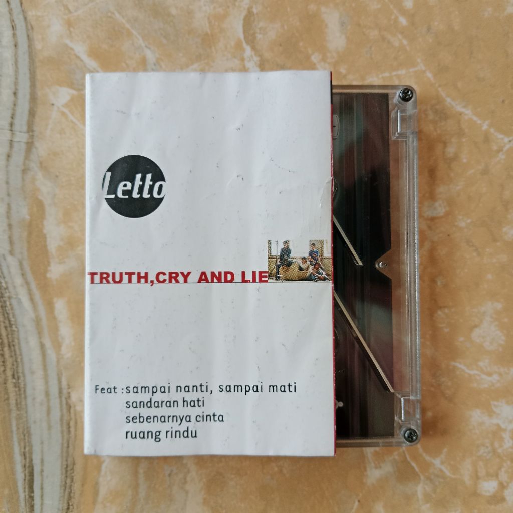 Kaset pita Letto - Truth, Cry and Lie