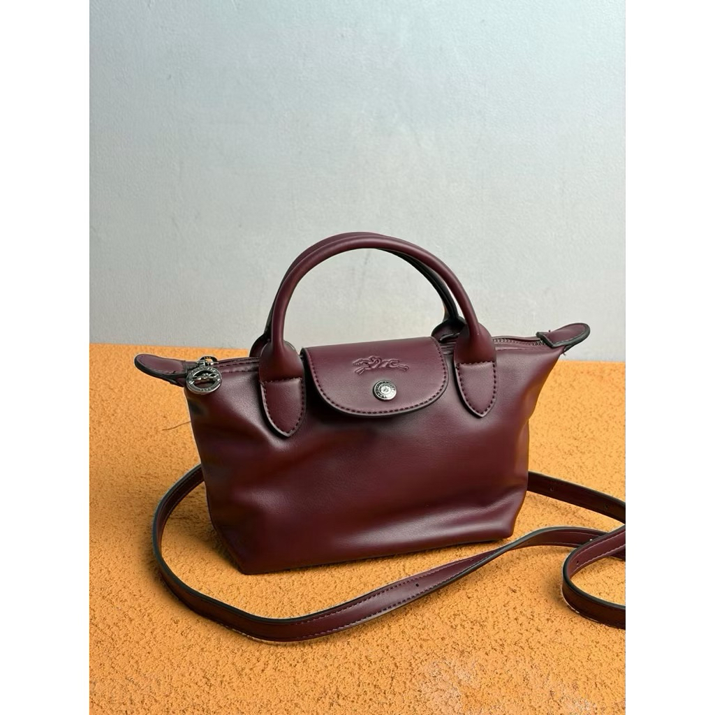 Tas Slempang Kulit Maroon