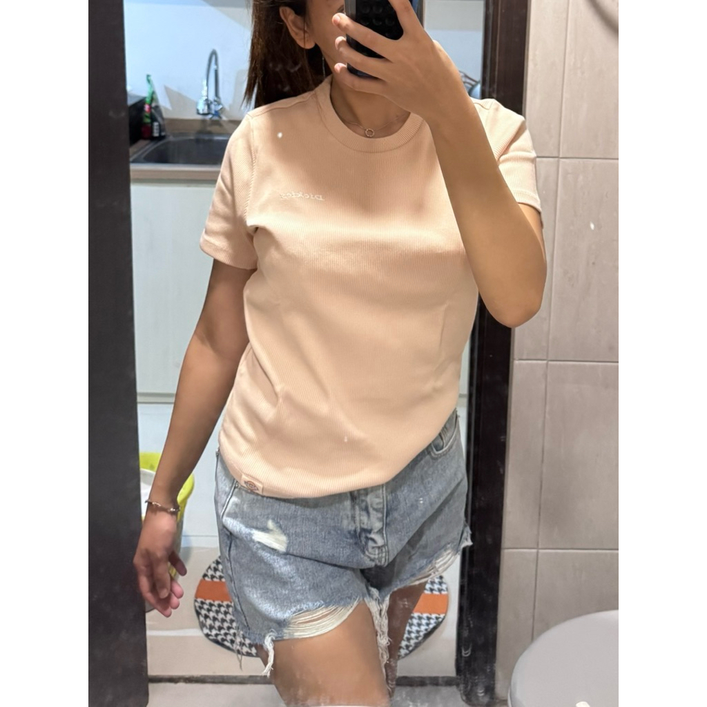 Kaos Dickies Cream Wanita