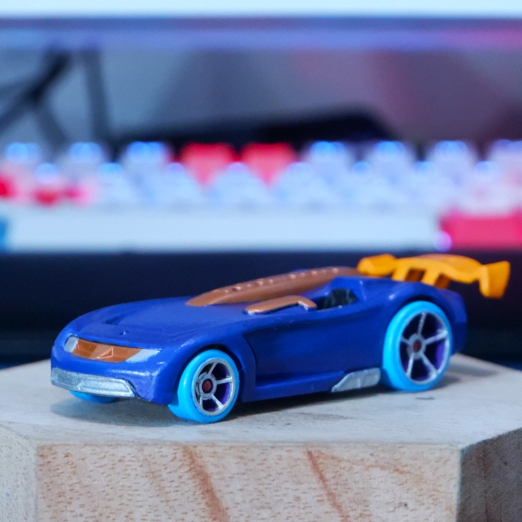 Hot Wheels Battle Spec Teku (Custom Acceleracers) Rivet Aman, Bekas, Loose, Preloved