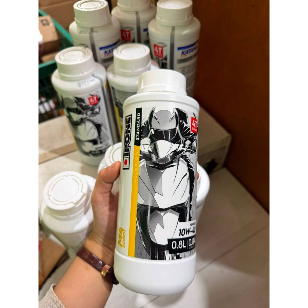 (Ipone) Ipone M4 Scooter 10W 40 0,8 Oli Mesin Matic Mineral Ipone