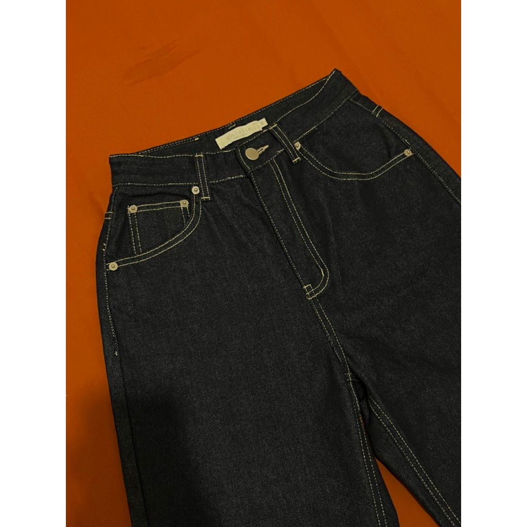 loose selvedge dark navy garment denim jeans size 26