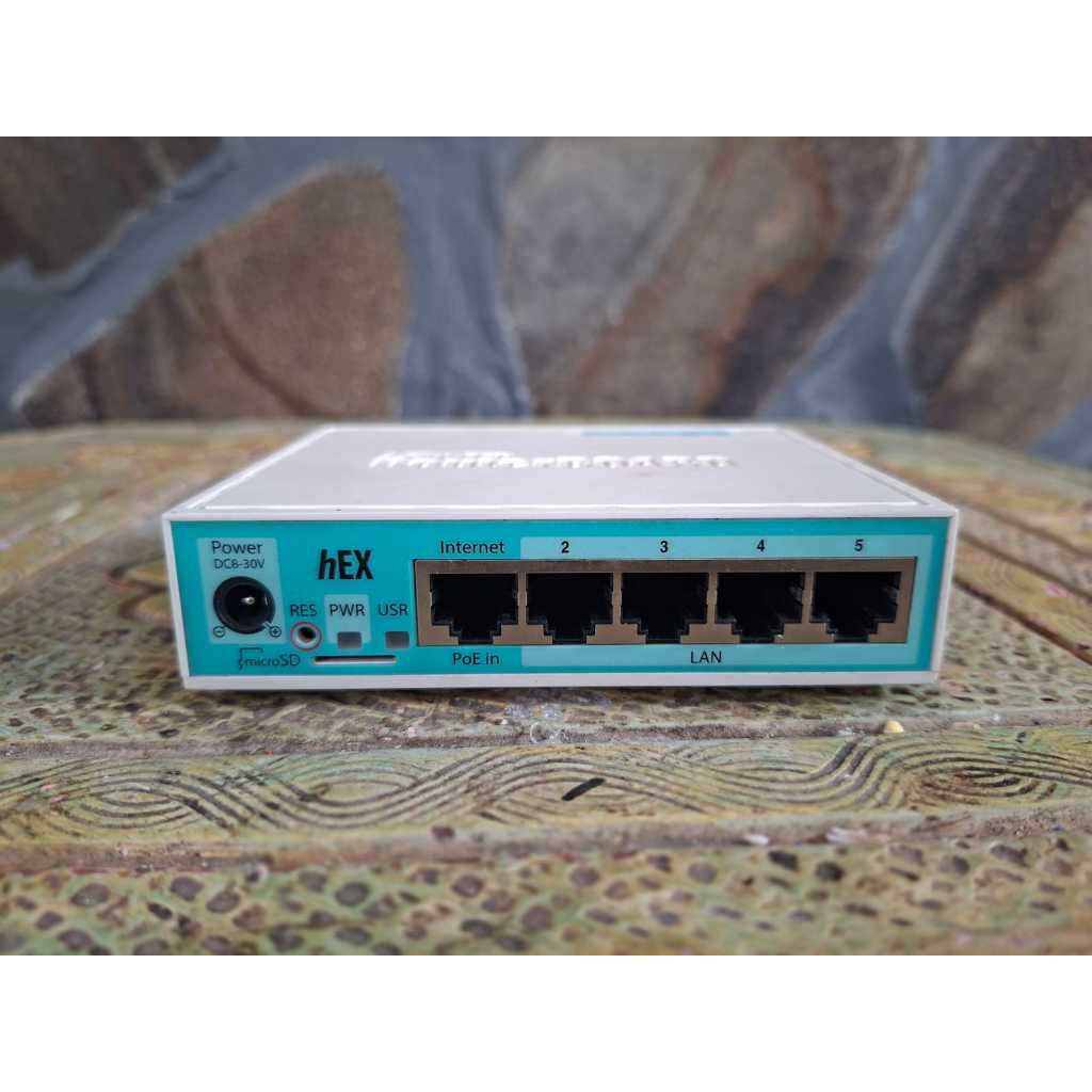 MikroTik hEX RB750Gr3 Routerboard Gigabit Second Bekas Normal Siap Pakai  MikroTik hEX (RB750Gr3) 5-