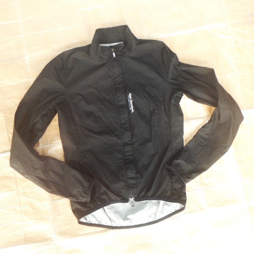 windbreaker bersepeda ARDEN full black
