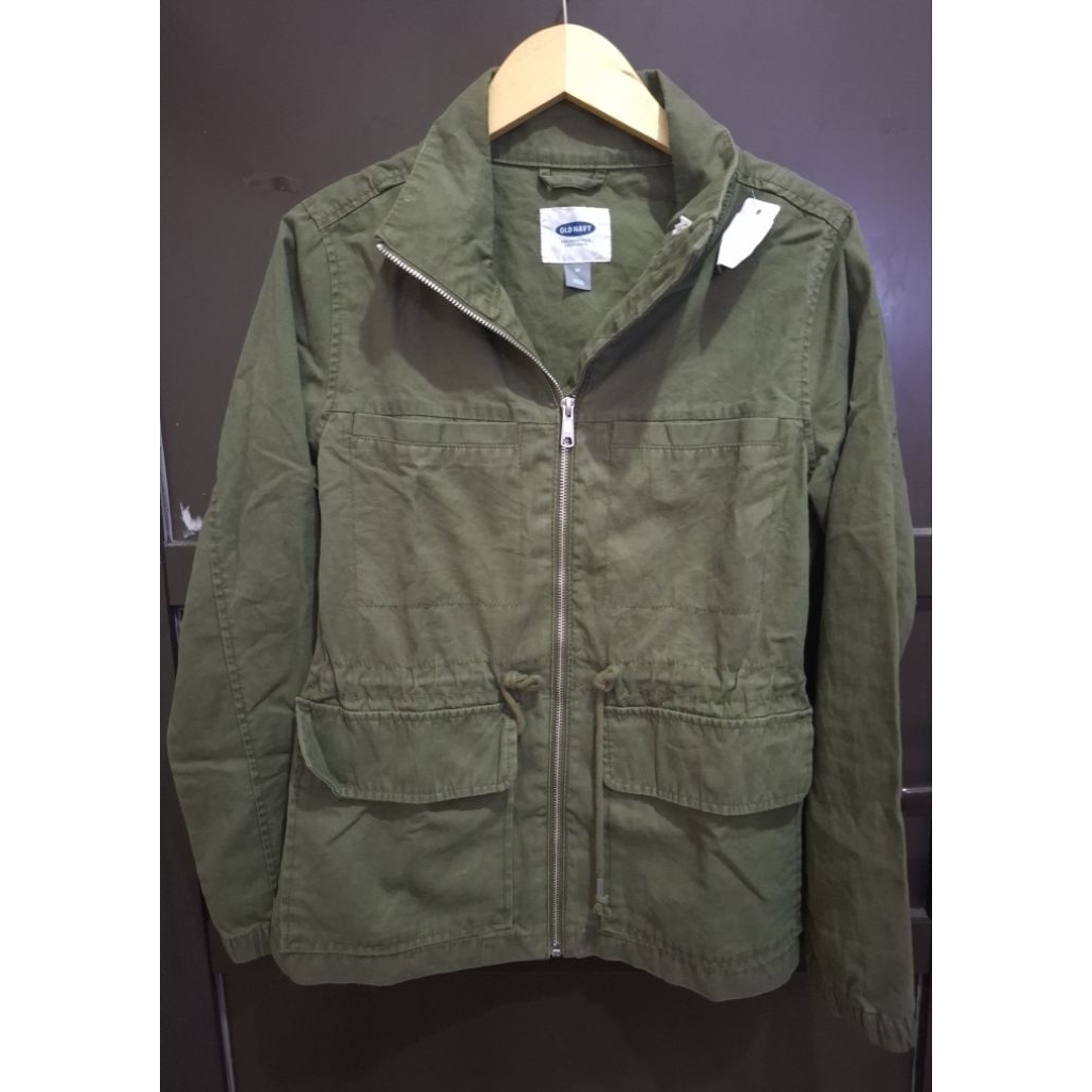 JAKET WANITA MODEL SEMI PARKA WARNA ARMY BAHAN KANVAS MEREK OLD NAVY SIZE M