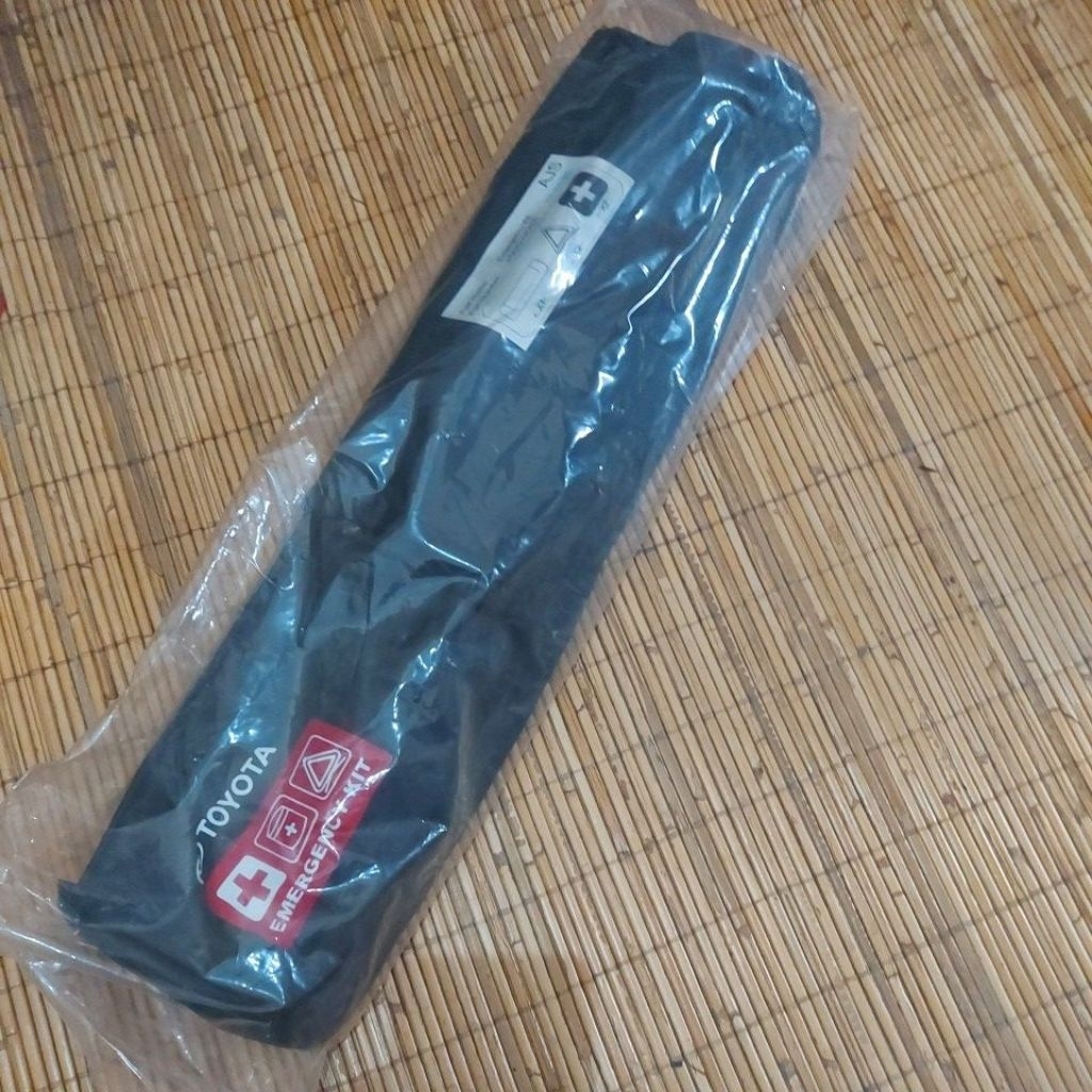 P3k Emergency kit NOS Toyota 2024