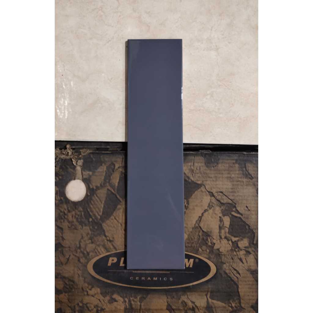PLINT LANTAI KERAMIK GLOSSY DARK GREY 10X40 MULIA KW2