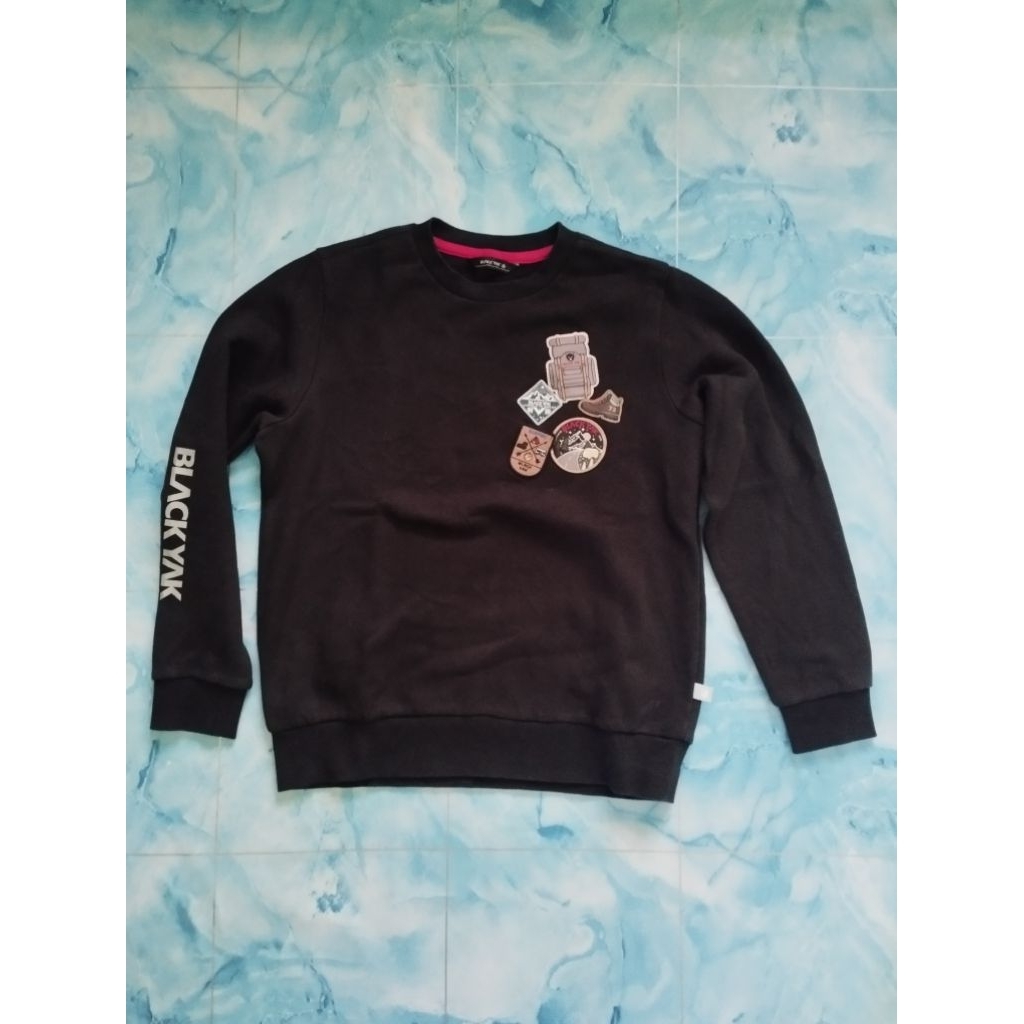 Crewneck BlackYak