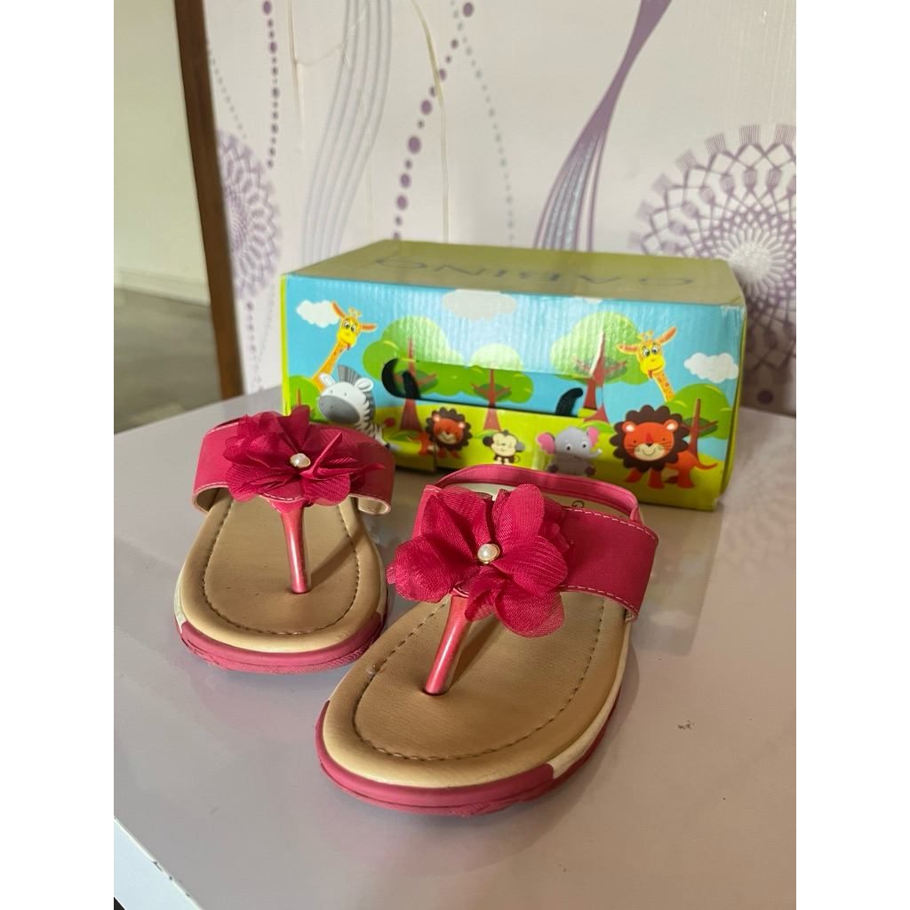 PRELOVED SANDAL ANAK GABINO LIKE NEW