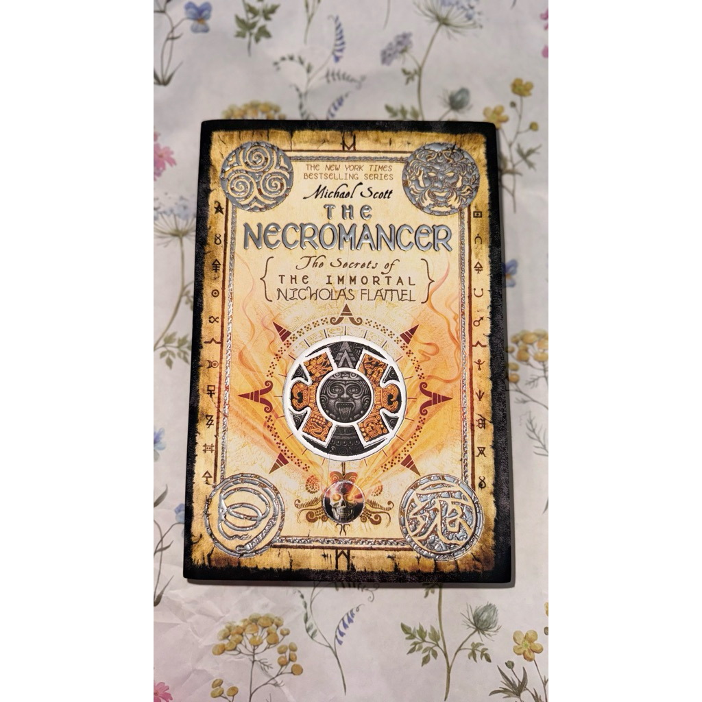 [PRELOVED] Buku Novel The Necromancer - The Secret of The Immortal Nicholas Flamel - Michael Scott