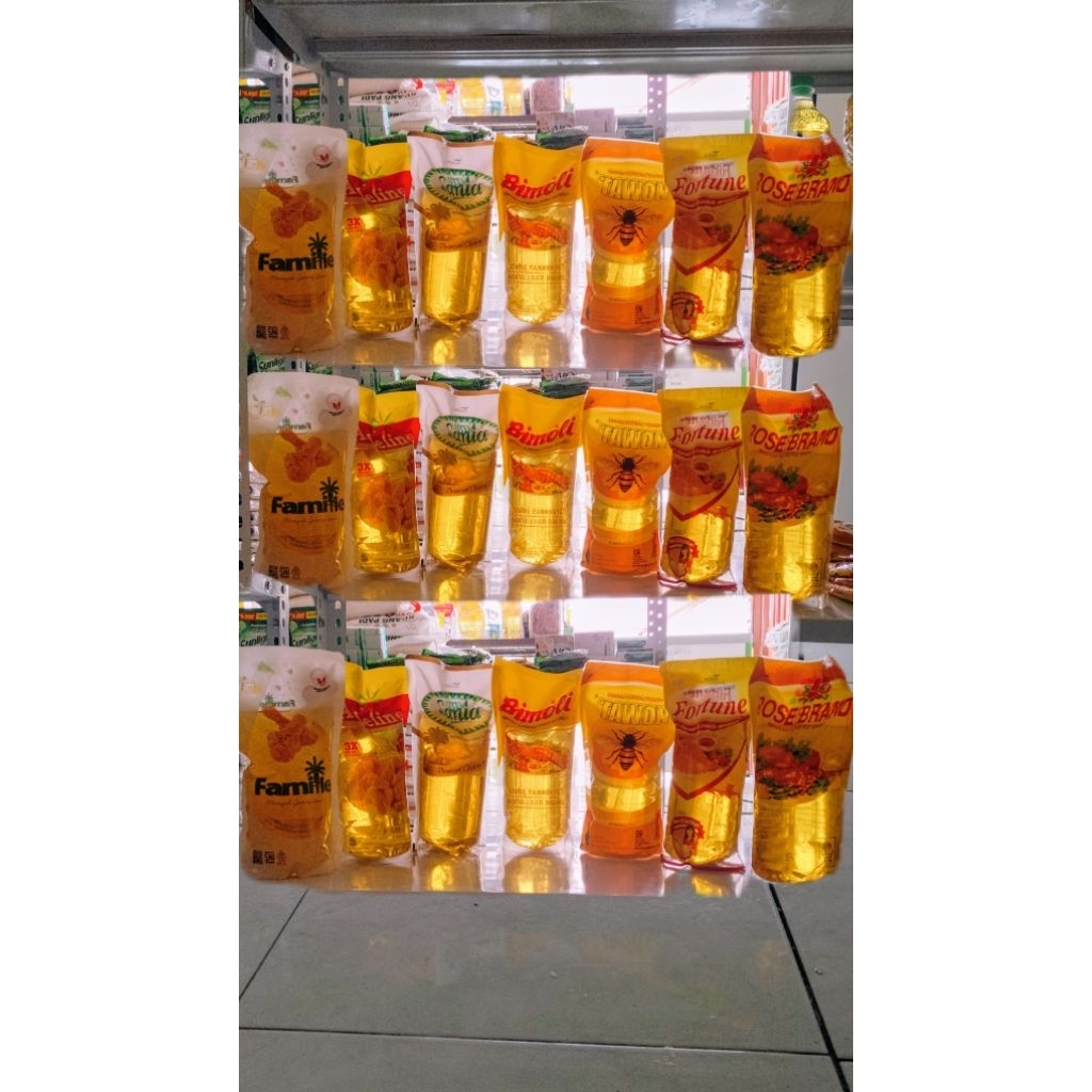Minyak Goreng RANDOM 1 Kg