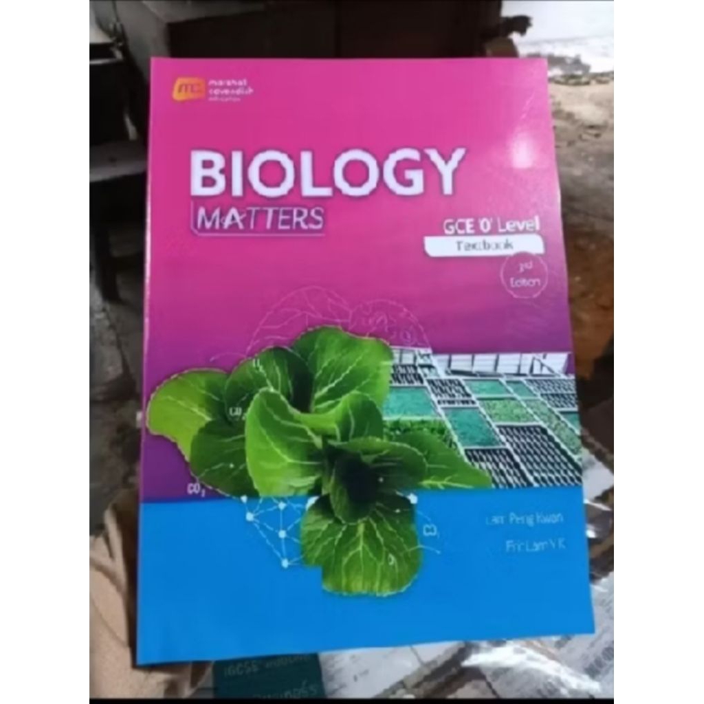 Buku BIOLOGY MATTERS