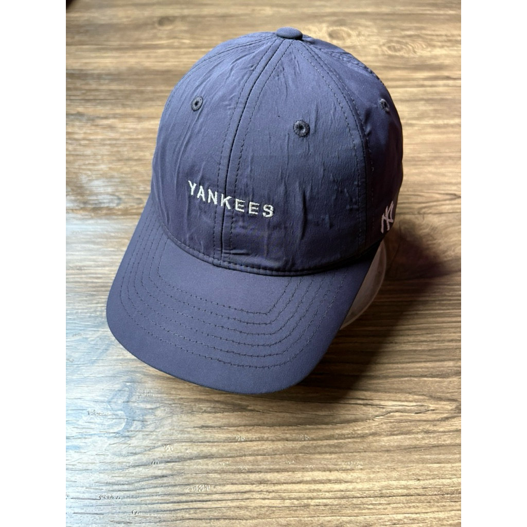 baseball yankees cap