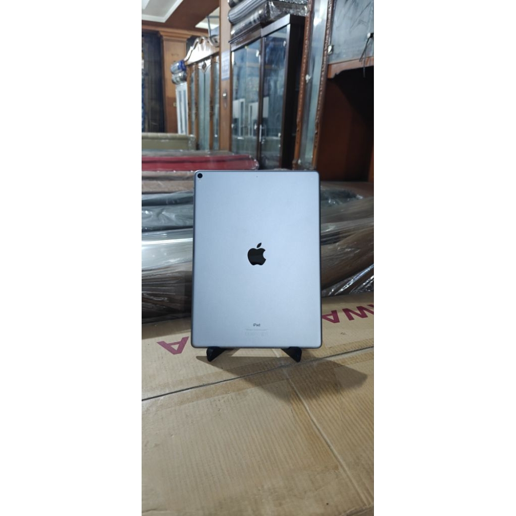 apple ipad pro 12.9, 2nd gen, 256GB wifi only, mulus