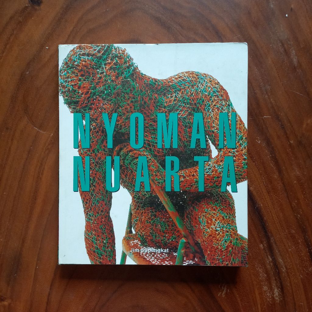 Buku Nyoman Nuarta + Tanda Tangan