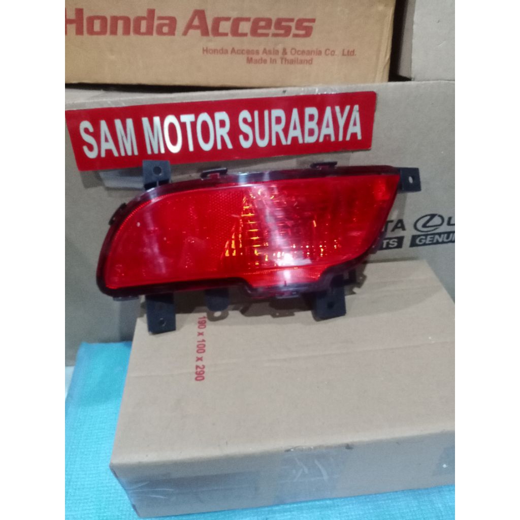 Mata kucing reflektor bemper belakang Wuling Confero db Original