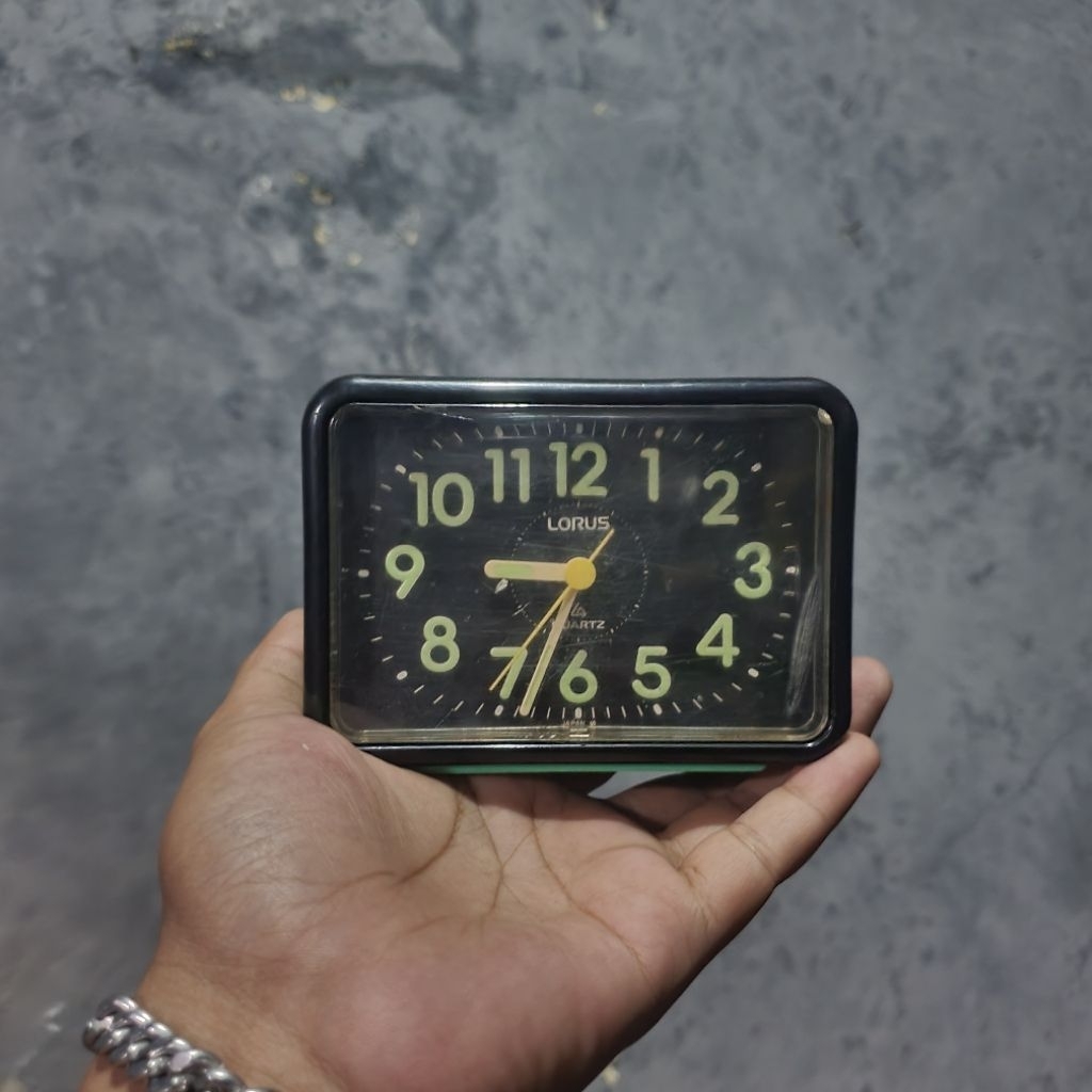 Jam weker Lorus jadul