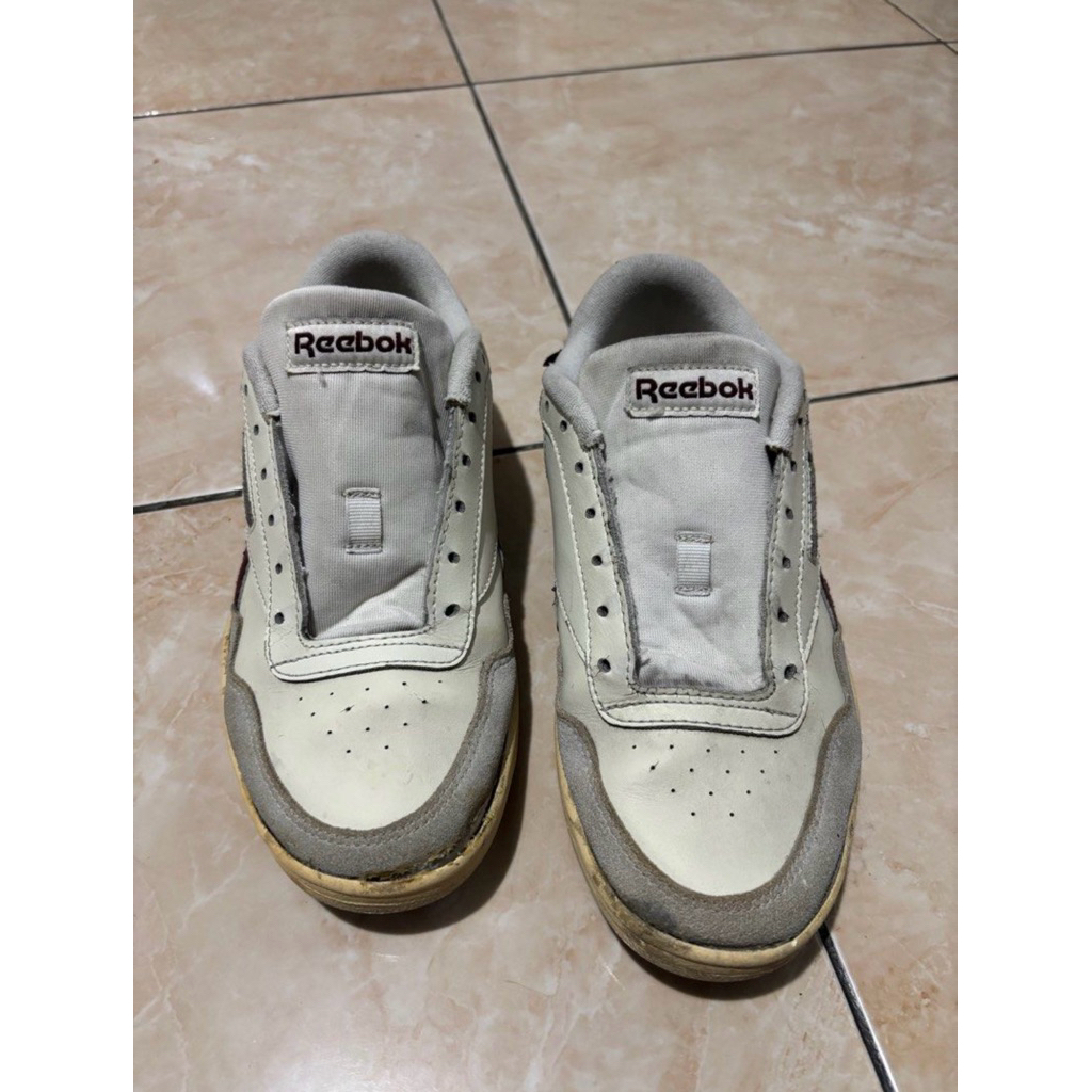 sepatu reebok