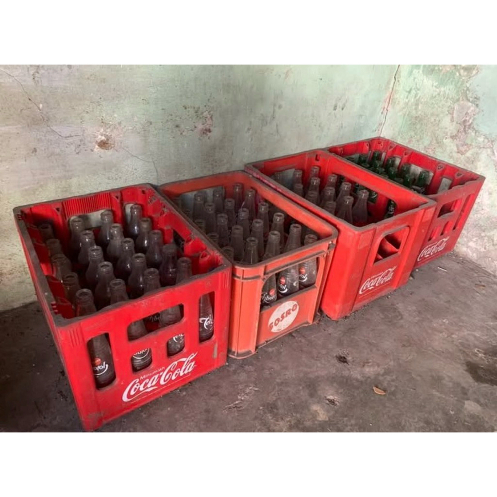 Wadah Krat Coca-Cola Teh Botol Sosro