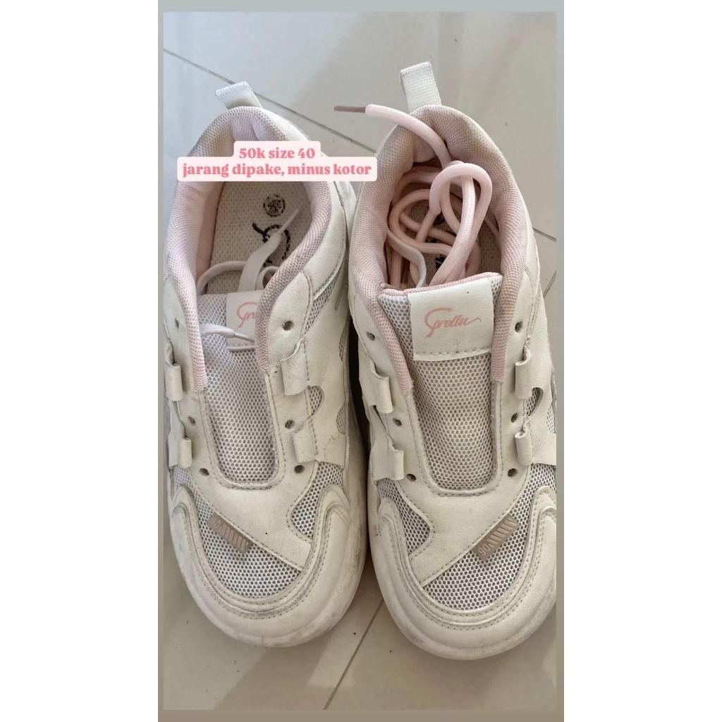 sepatu corolla size 40