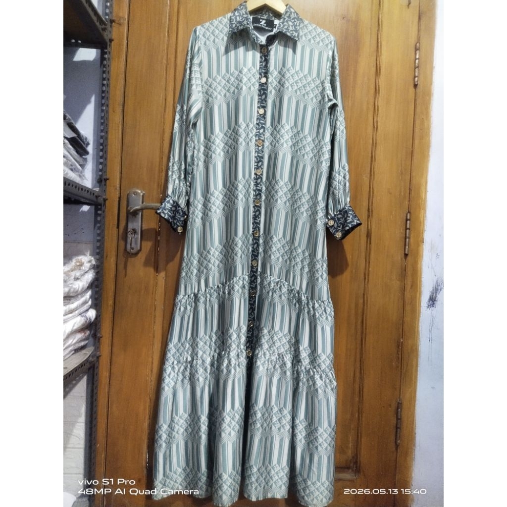 Zaskia Sungkar dress preloved
