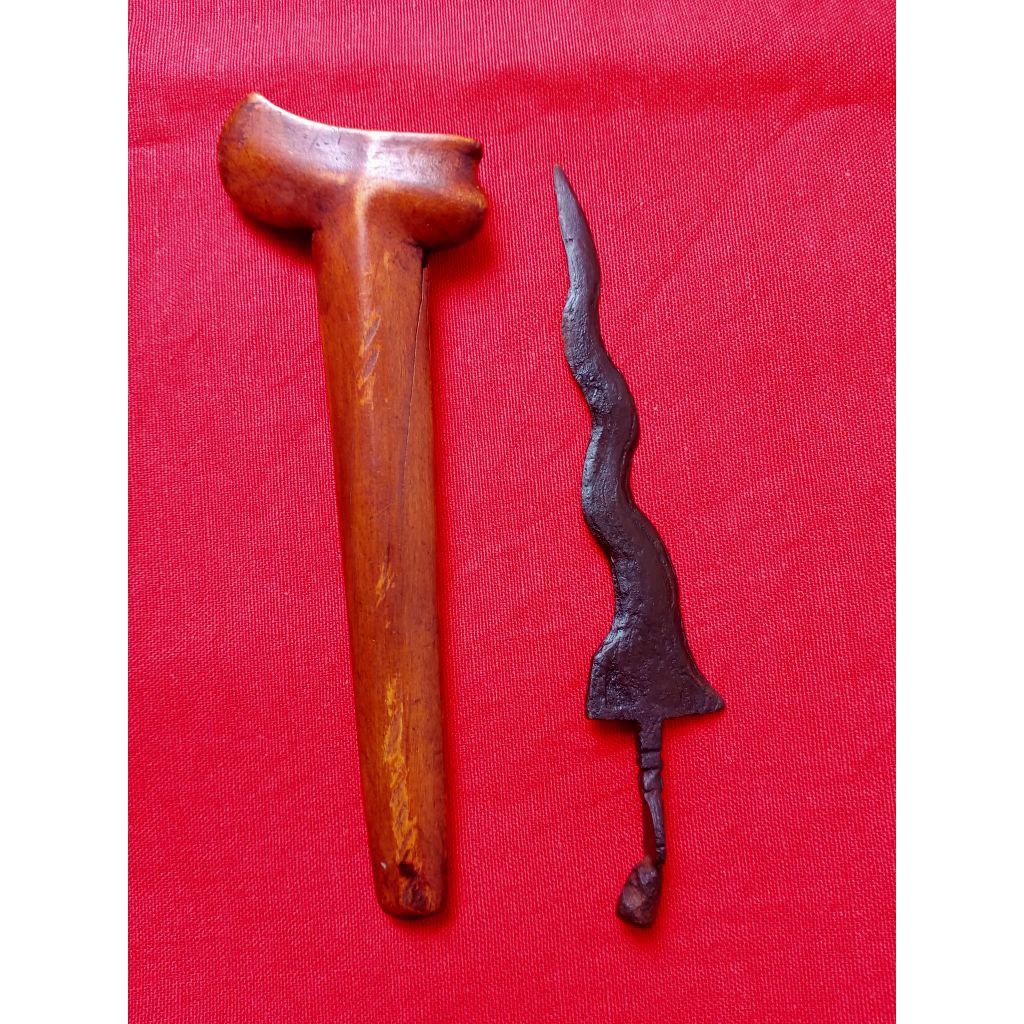 keris sajen Luk 5 sepuh lokasi ndusun