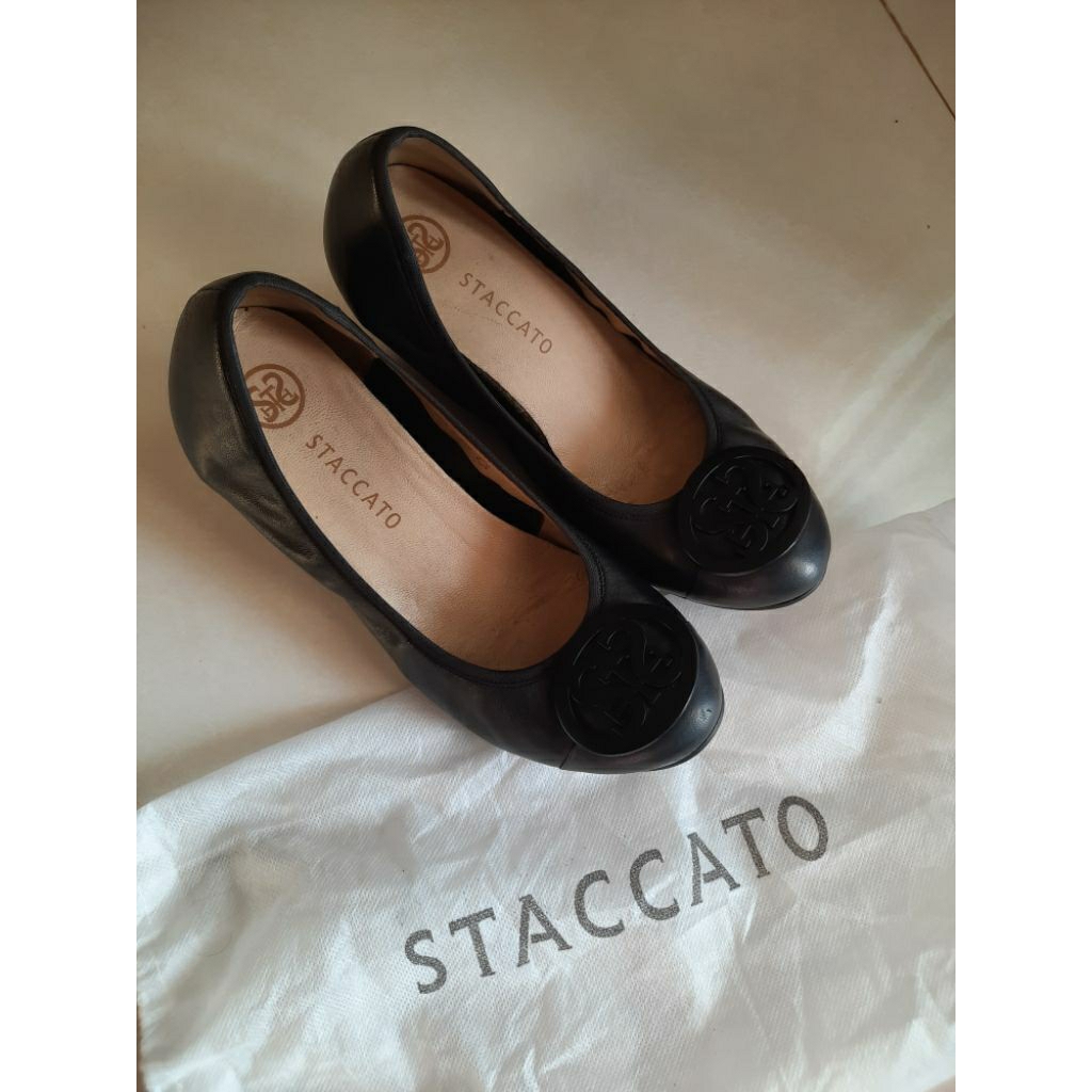 staccato wedges preloved sepatu staccato preloved size 37
