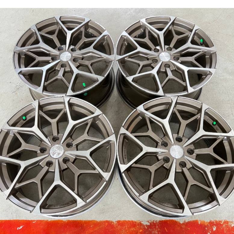 Velg Bekas HSR MYTH01 Ring 18 Buat Innova XPander Camry Accord