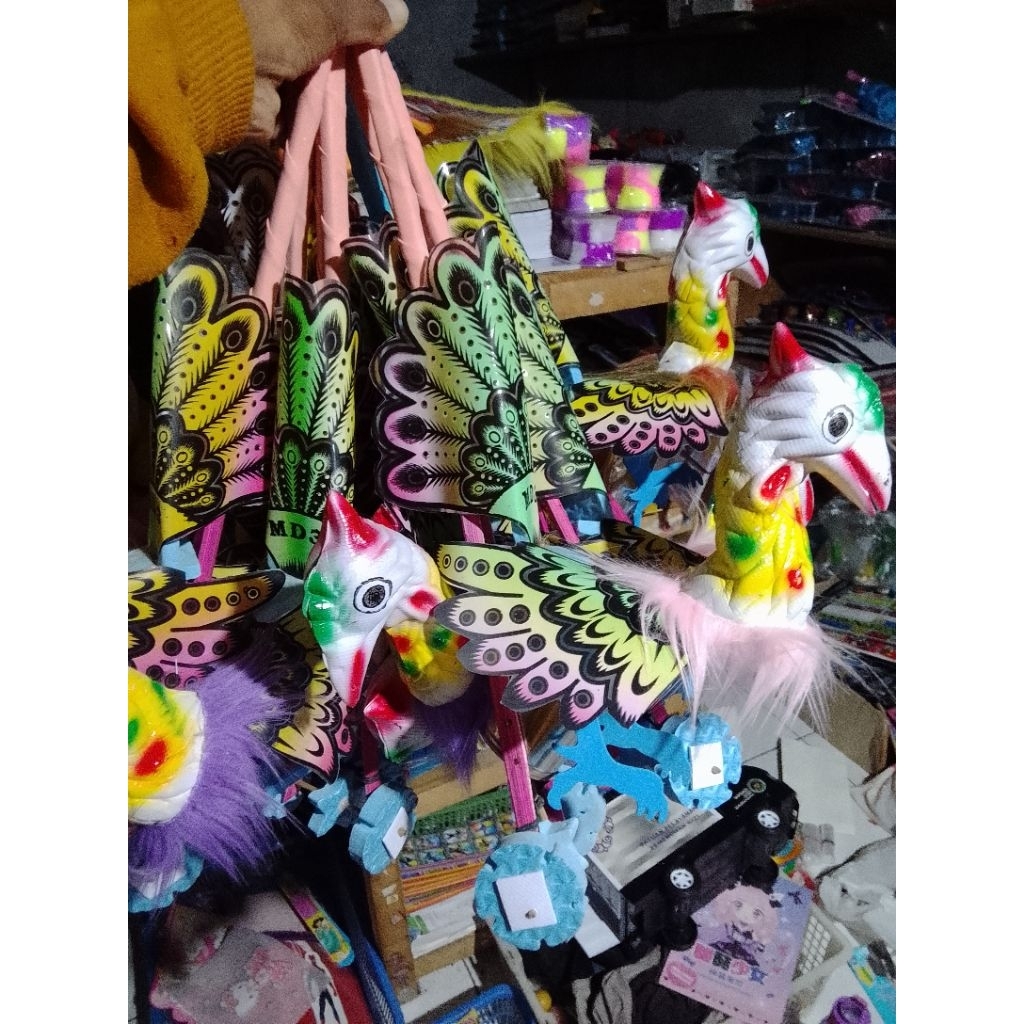 Mainan Tradisional Otok-Otok burung merak - Desain Klasik, Suara Khas, Mainan Anak