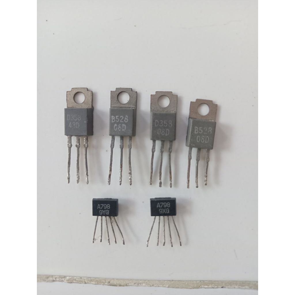 Tr 2SD358,2SB528 cabutan Sansui A-80