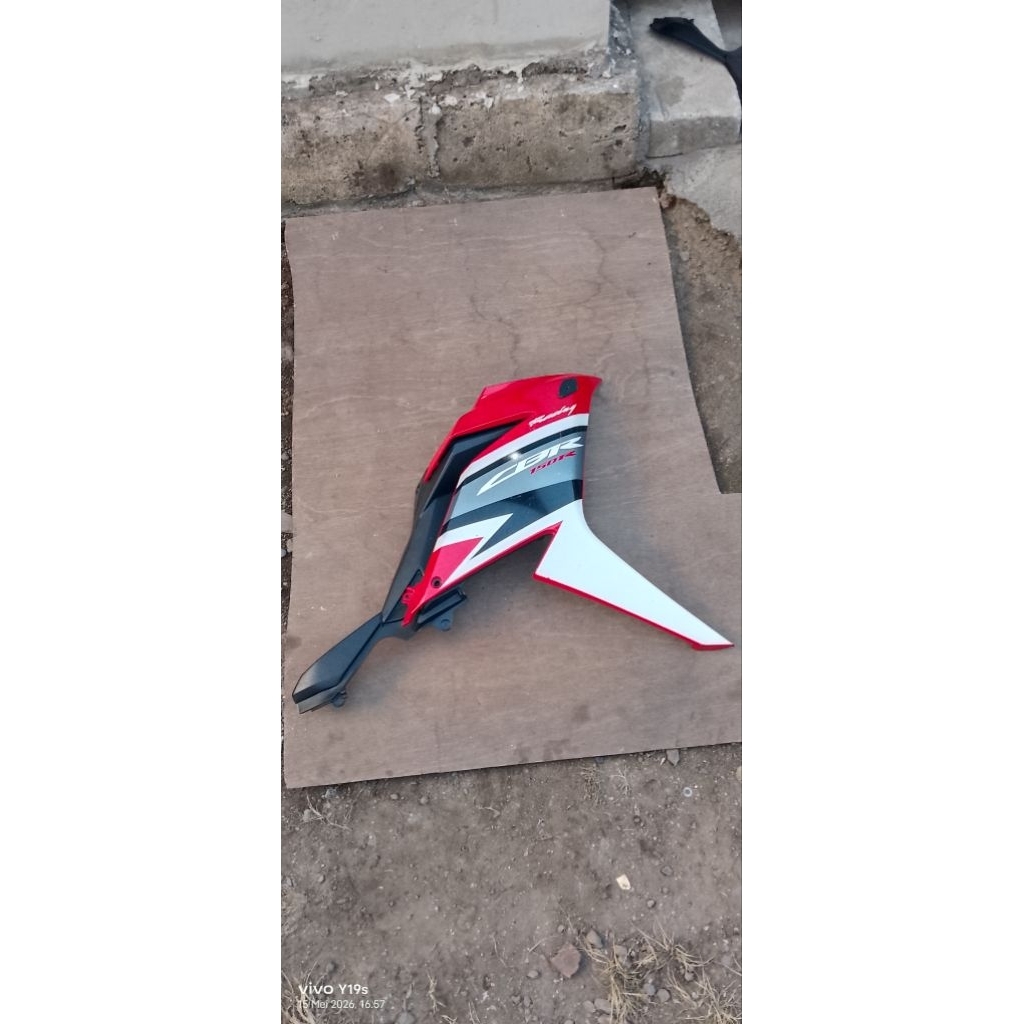 Sayap Kanan Cbr 150 R Facelift Original Copotan Motor