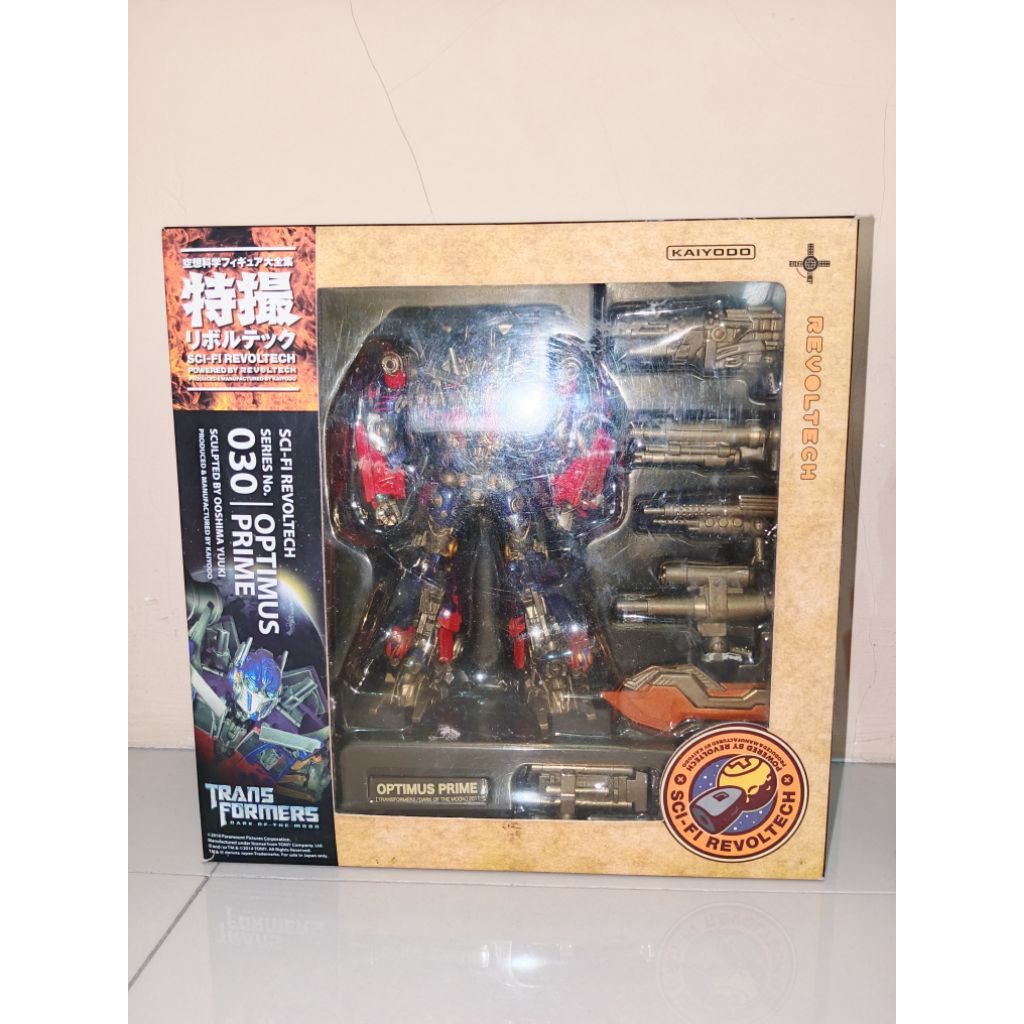 Sci-fi Revoltech Kaiyodo Optimus Prime 030