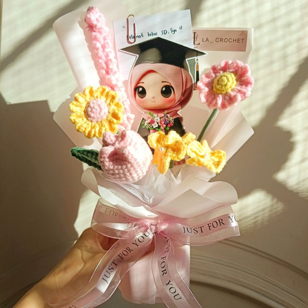 BUKET WISUDA ANAK MURAH JKT / BUKET WISUDA ANAK / BUKET BUNGA WISUDA ANAK / BUKET WISUDA MURAH RAJUT