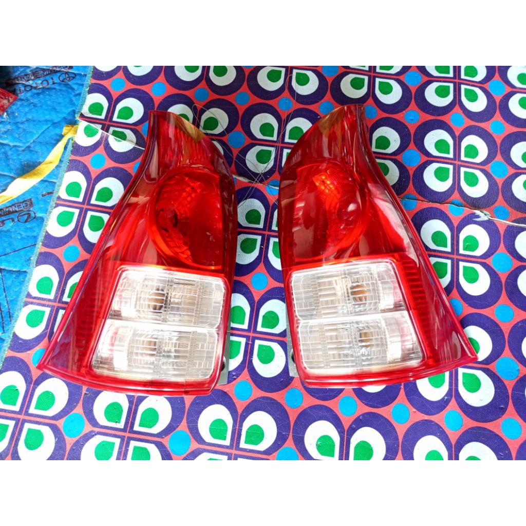 stoplamp Avanza Xenia 2012-2015