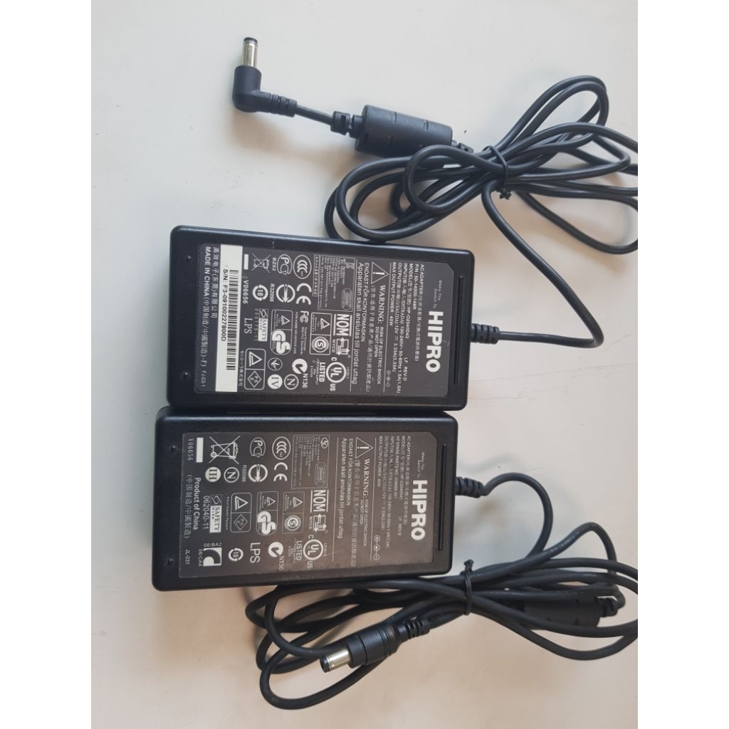 Adaptor charger HIPRO 12V-3.33A port 5.5mm