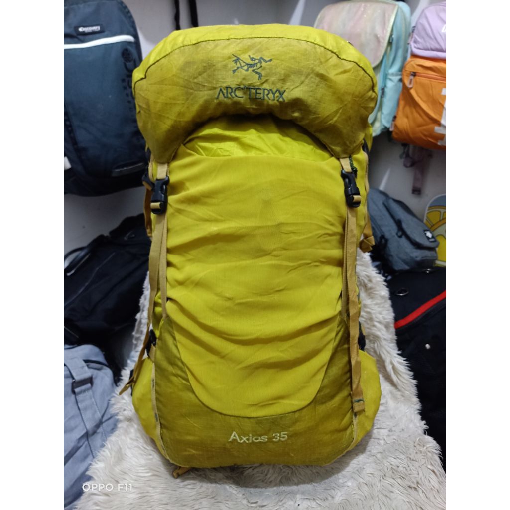 CARRIER ARCTERYX series AXIOS 35 up to 40L , semi carrier daypack 35L