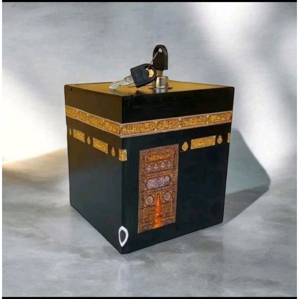 Celengan ka'bah kunci jumbo - Celengan miniatur Ka'bah kunci jumbo besar