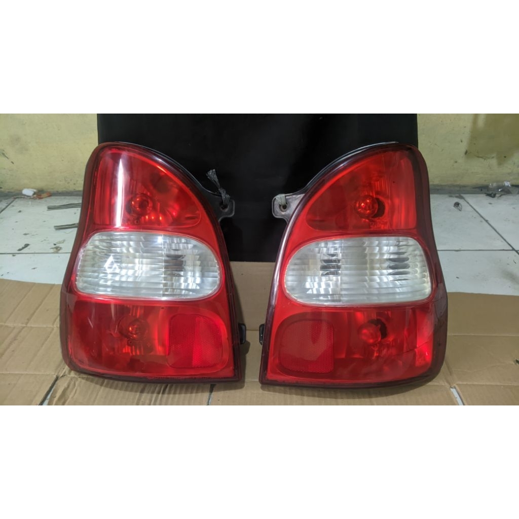Stoplamp belakang Kia carnival 2000-2002 original