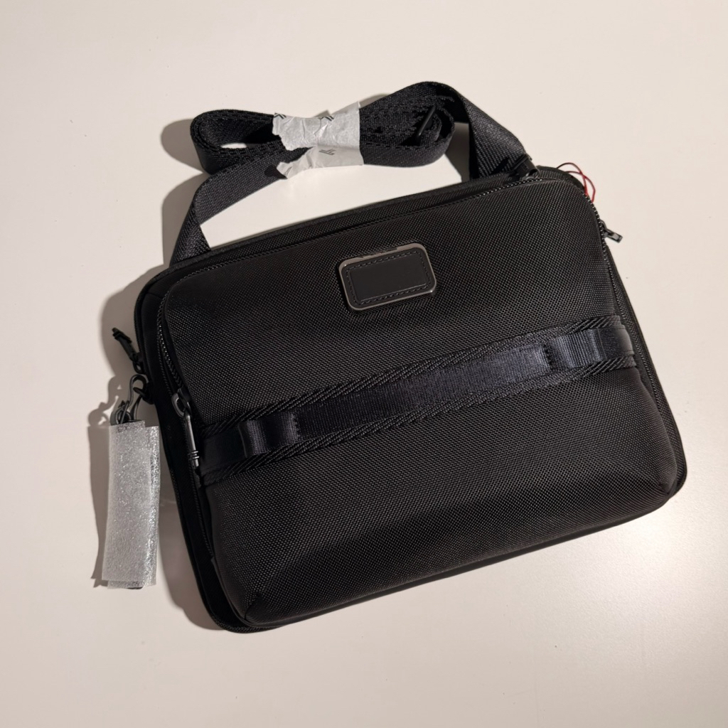 TAS PRIA TUMI SERVICE CROSSBODY ORIGINAL NEW