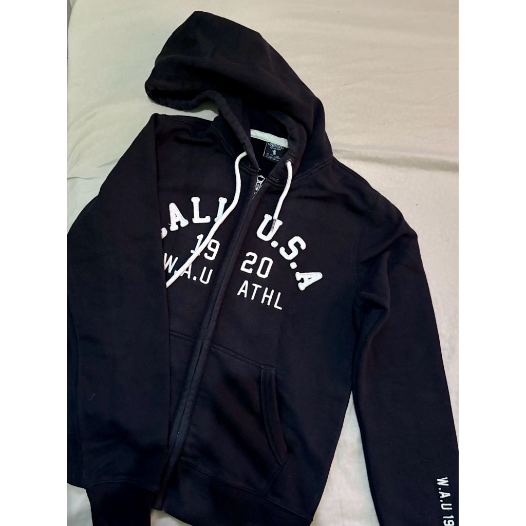 Whoau Hoodie