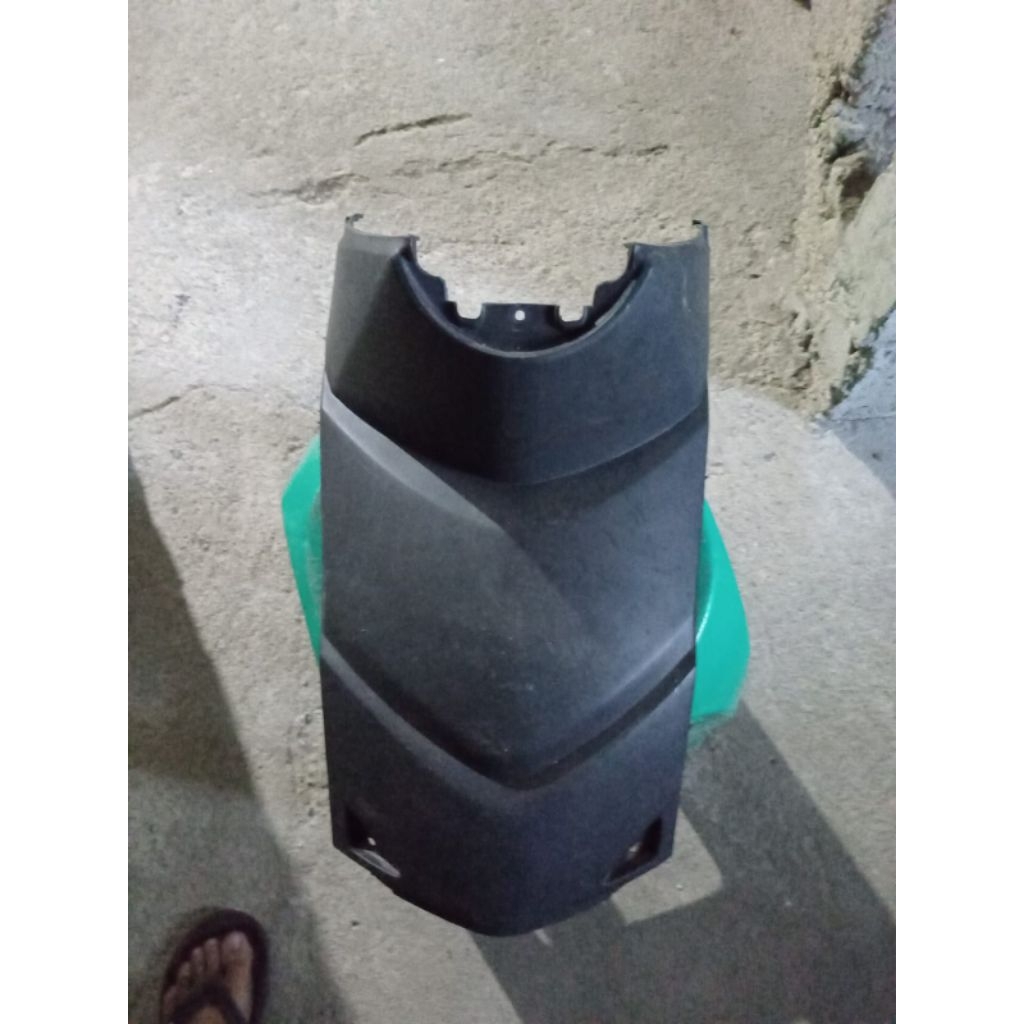 dek mesin copotan Vario techno  110 karbu